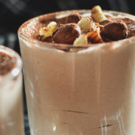 Cocoa and yoghurt mousse