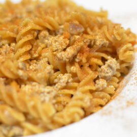 Pasta with chicken white ragù