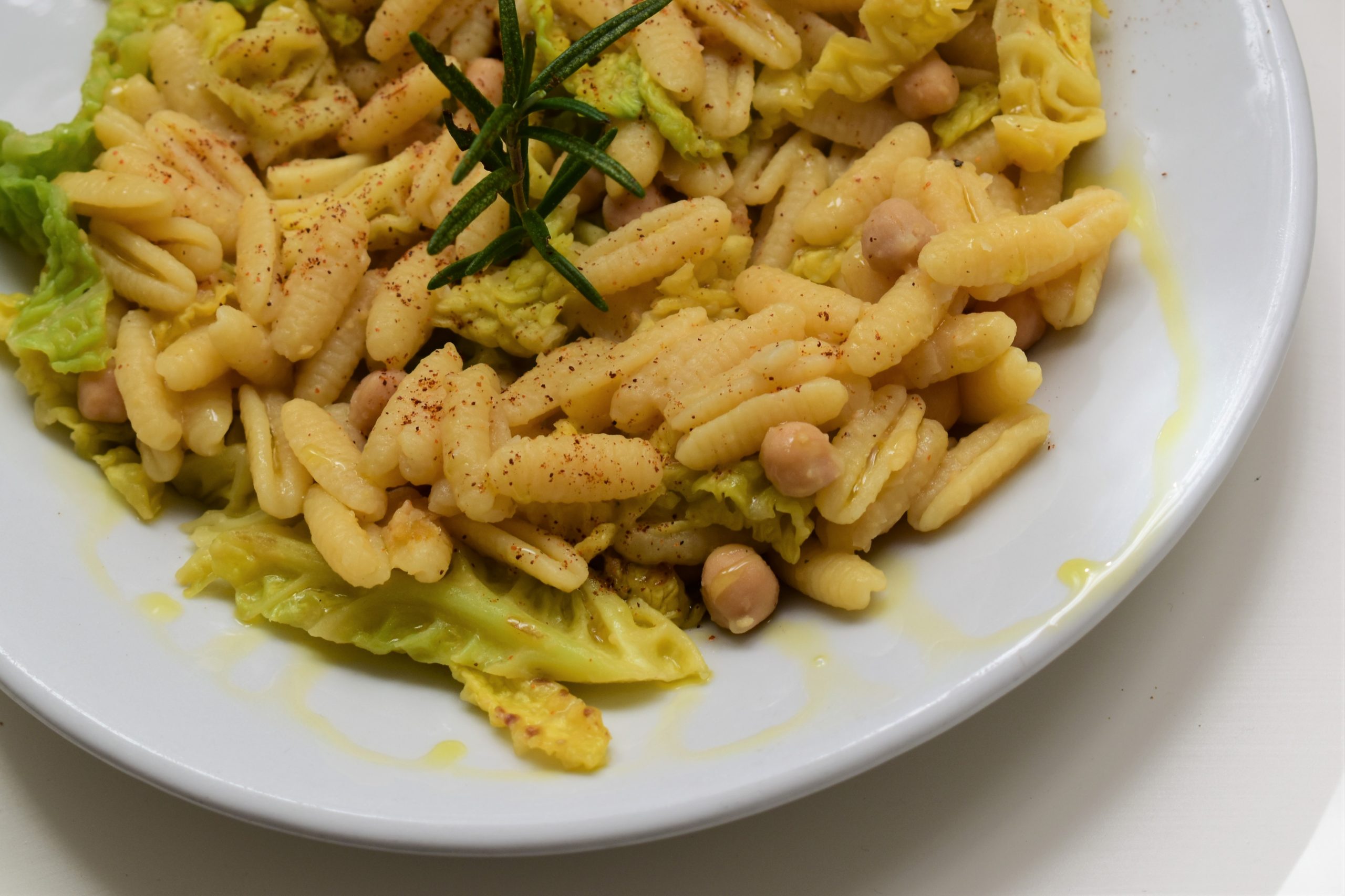 Sardinian gnocchi with savoy cabbage and chickpeas